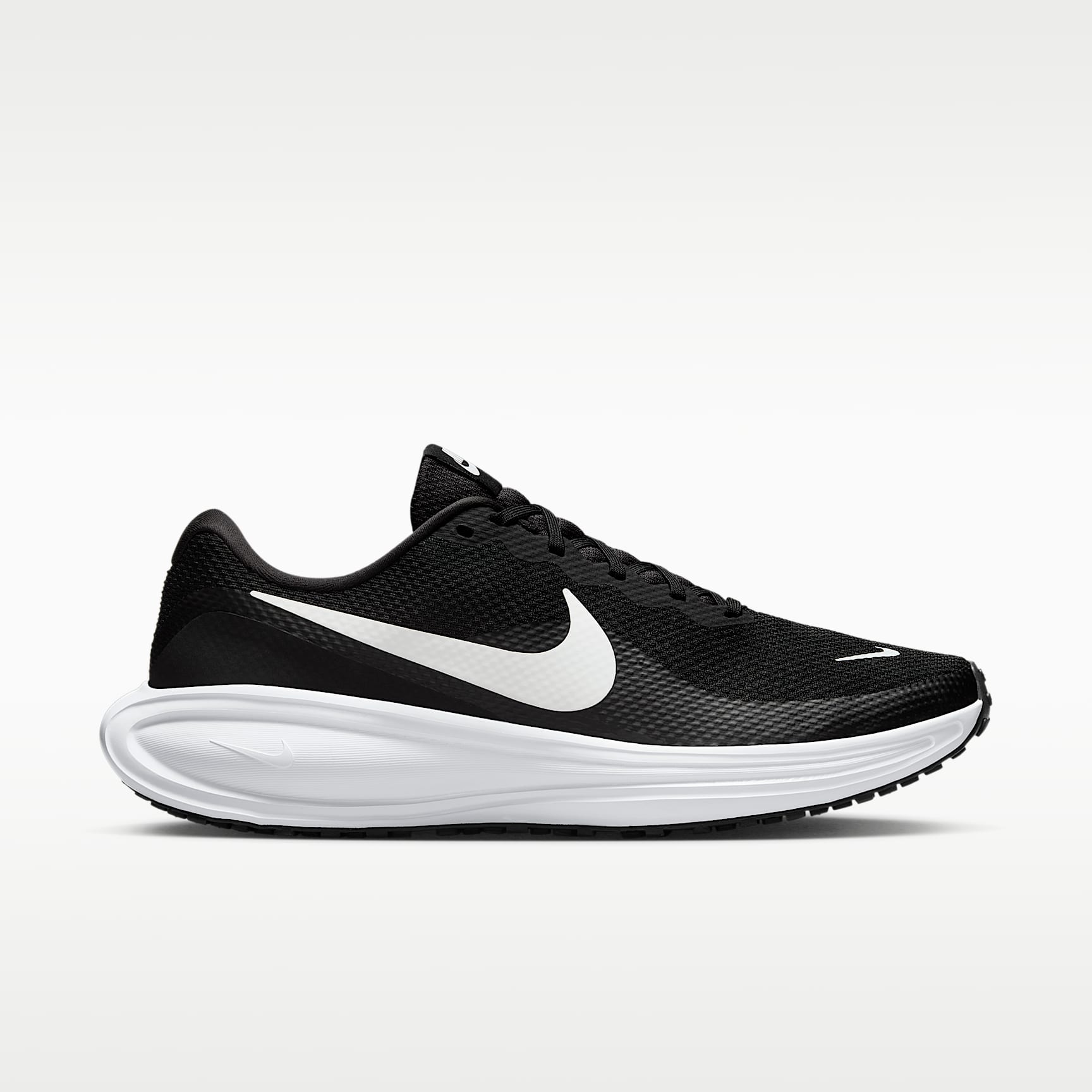 Nike Revolution 8 Straßenlaufschuh (Herren) – Schwarz/Schwarz/Weiß