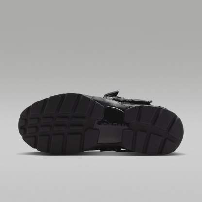 Jordan Trunner LX Schuh (Damen) – Schwarz/Schwarz/Schwarz