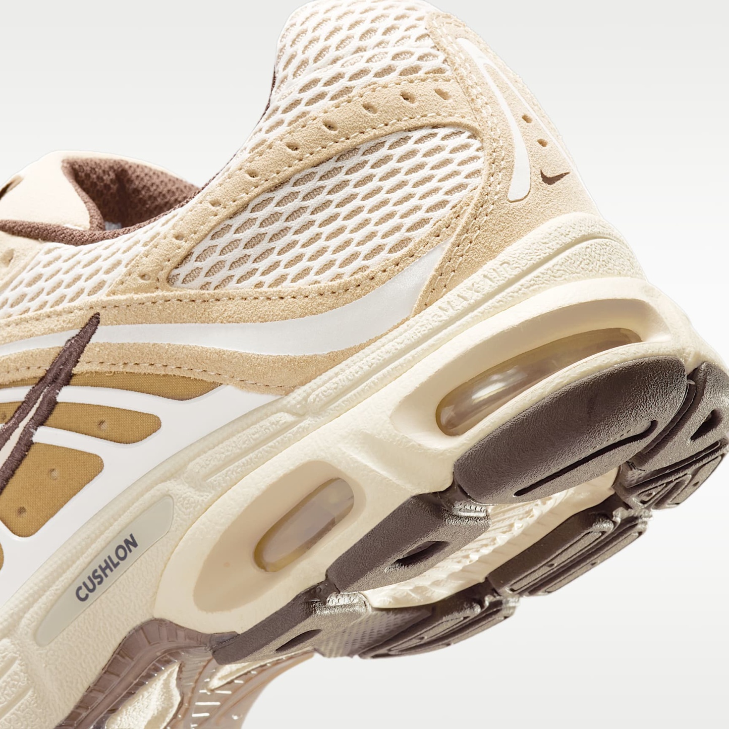 Nike Air Max Moto 2K Schuh (Herren) – Linen/Baroque Brown/Chalk/Light Orewood Brown