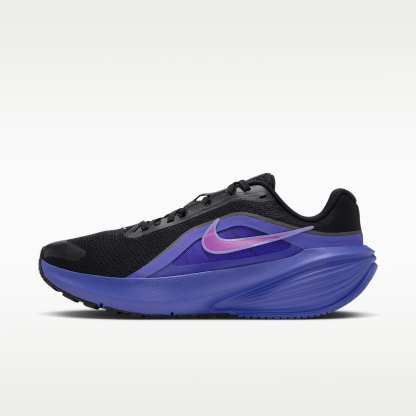 Nike Downshifter 14 Straßenlaufschuh (Damen) – Schwarz/Persian Violet/Gridiron/Vivid Purple