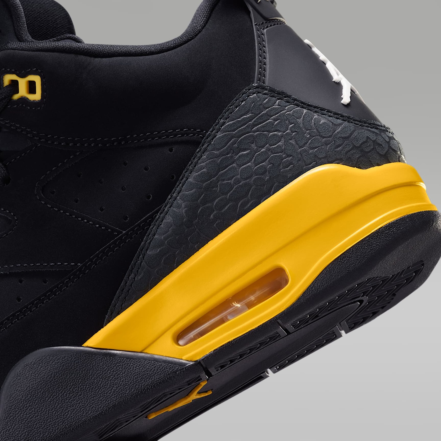 Jordan Son of Mars Low Herrenschuh – Schwarz/Tour Yellow/Dark Smoke Grey/Weiß