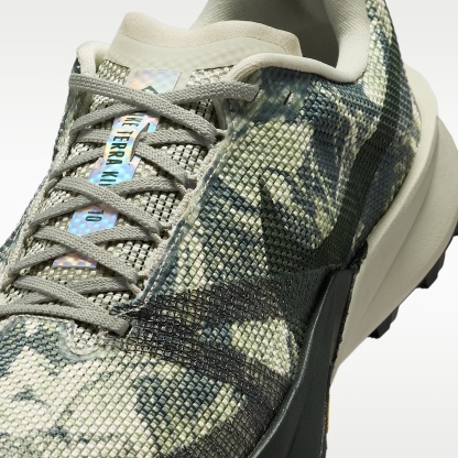 Nike Kiger 10 Traillaufschuh – Spruce Fog/Sea Glass/Black Spruce