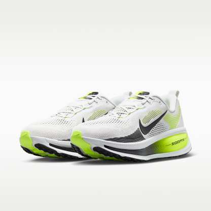 Nike Vomero 18 Straßenlaufschuh (Herren) – Photon Dust/Volt/Schwarz