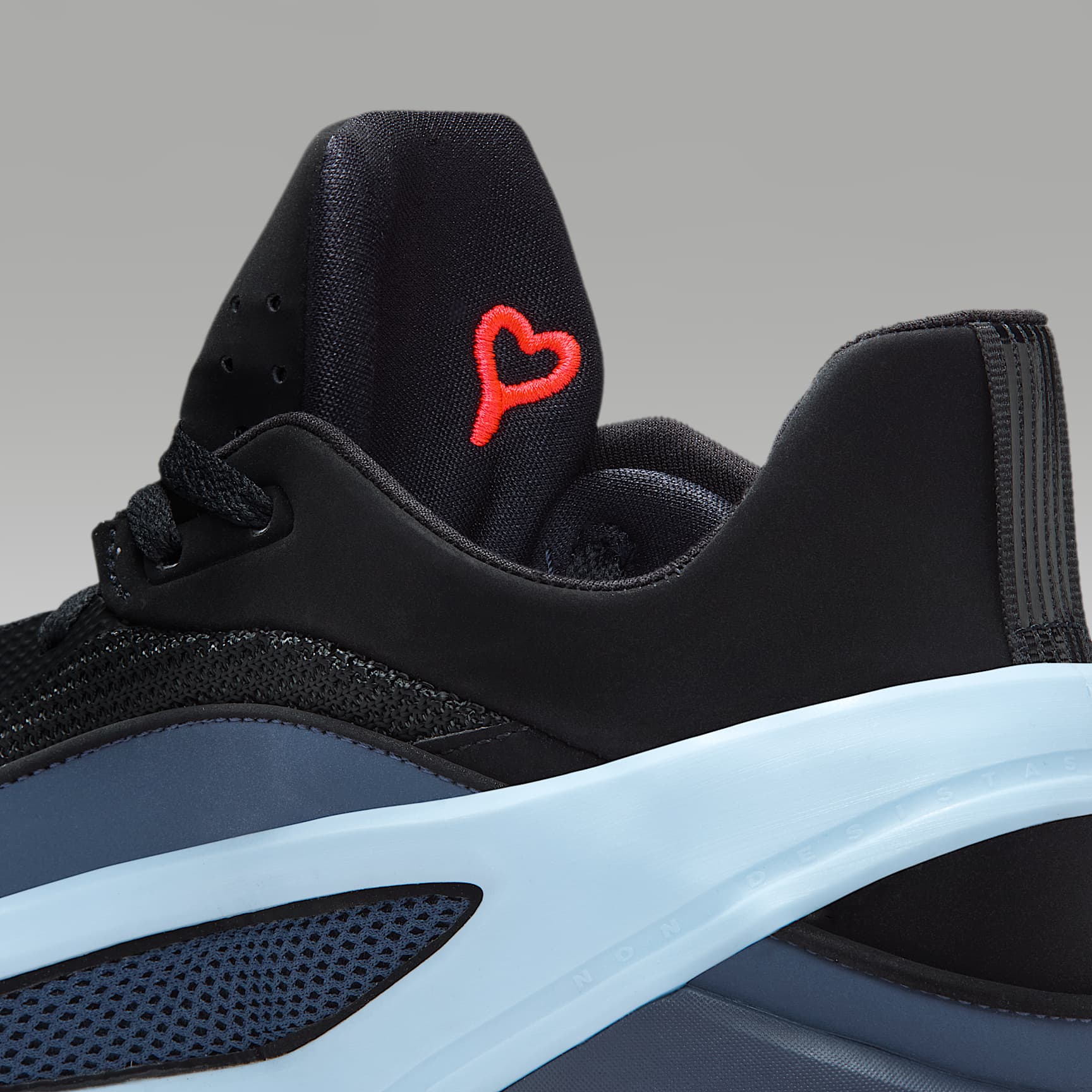 Luka 5 "Slovenian Glow" Basketballschuhe – Schwarz/Thunder Blue/Weiß