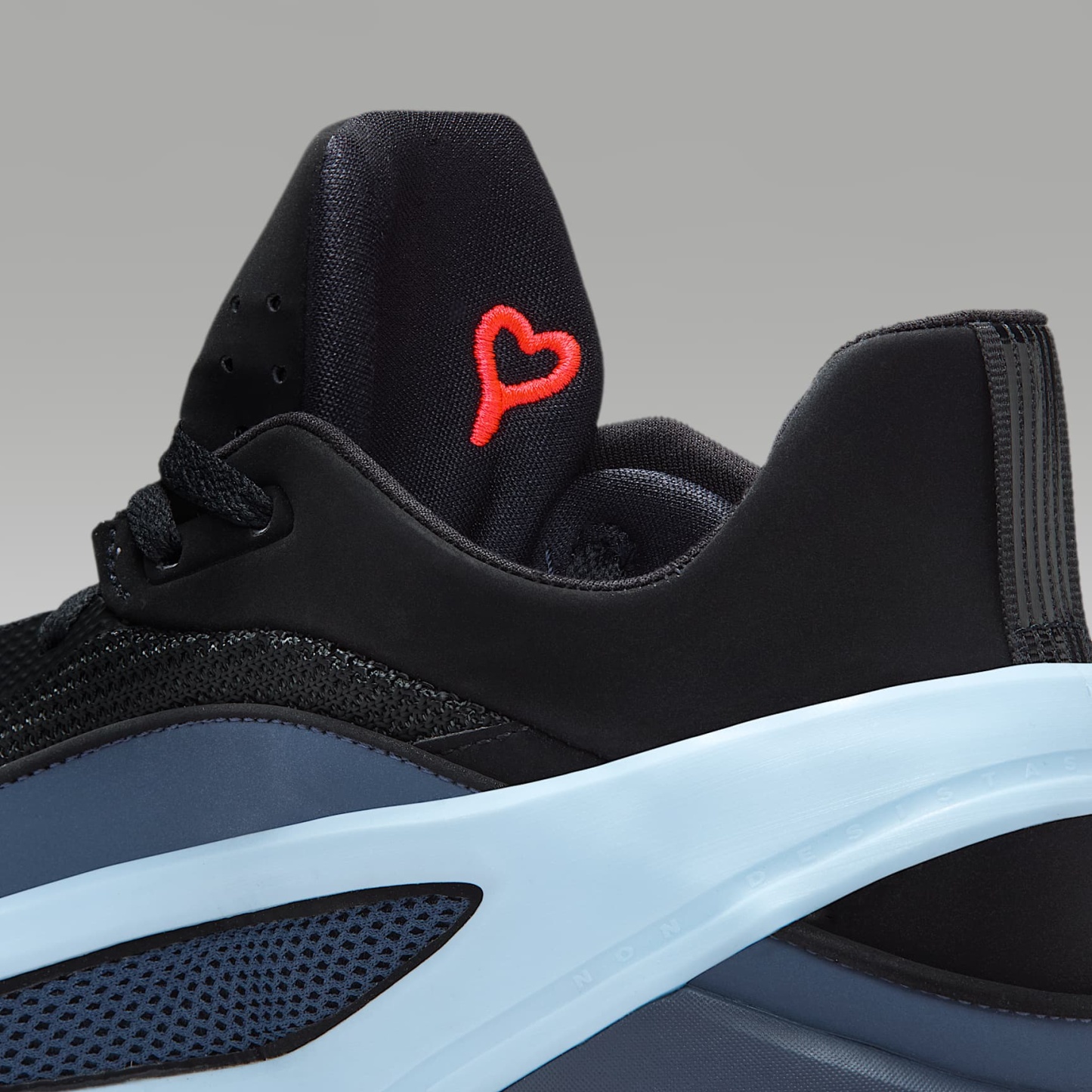 Luka 5 "Slovenian Glow" Basketballschuhe – Schwarz/Thunder Blue/Weiß
