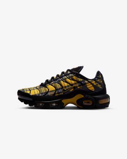 Nike Air Max Plus Schuh (Damen) – Schwarz/Weiß/Yellow Ochre