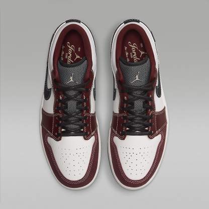 Air Jordan 1 Low Herrenschuh – Summit White/Summit White/Mystic Dates/Schwarz