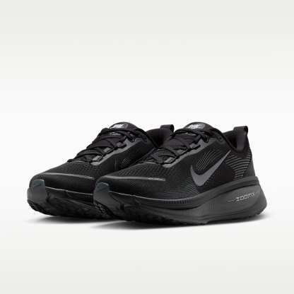 Nike Vomero 18 Straßenlaufschuh (Herren) – Schwarz/Dark Smoke Grey/Light Smoke Grey/Schwarz
