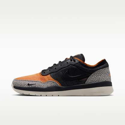 Nike SB PS8 Skaterschuh – Cobblestone/Monarch/Light Orewood Brown/Schwarz