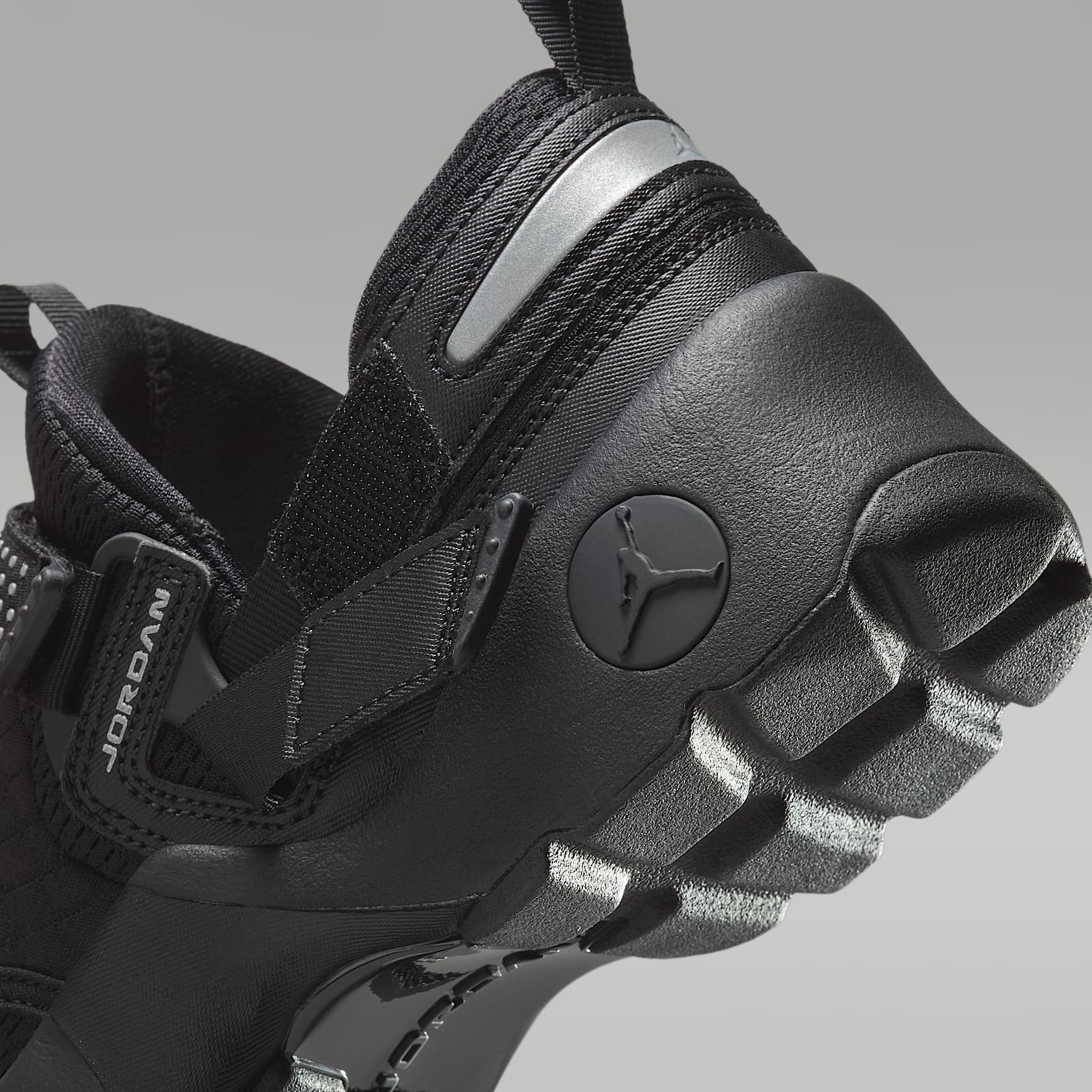 Jordan Trunner LX Schuh (Damen) – Schwarz/Schwarz/Schwarz