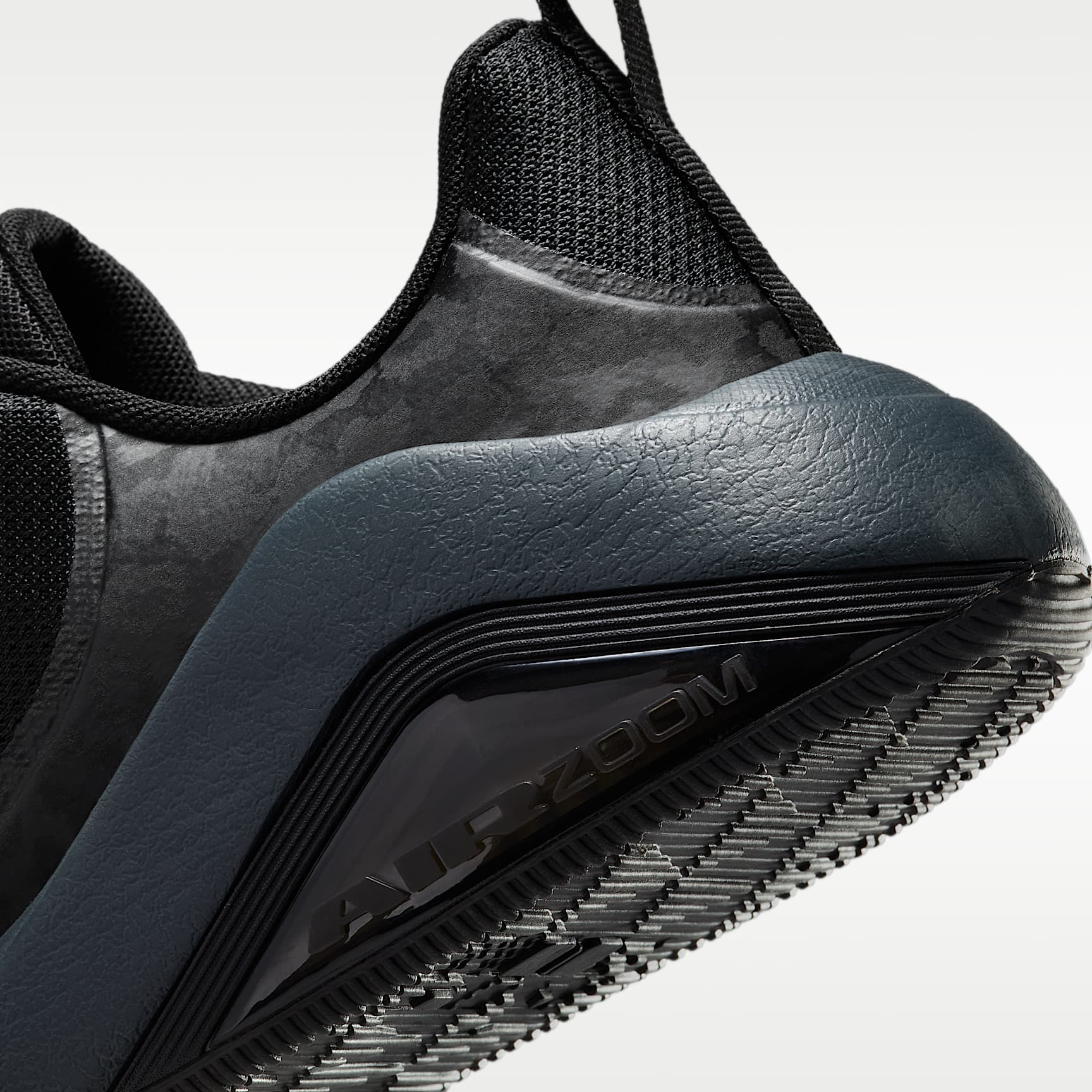 Nike Bella 7 Workout-Schuh (Damen) – Schwarz/Schwarz/Anthracite