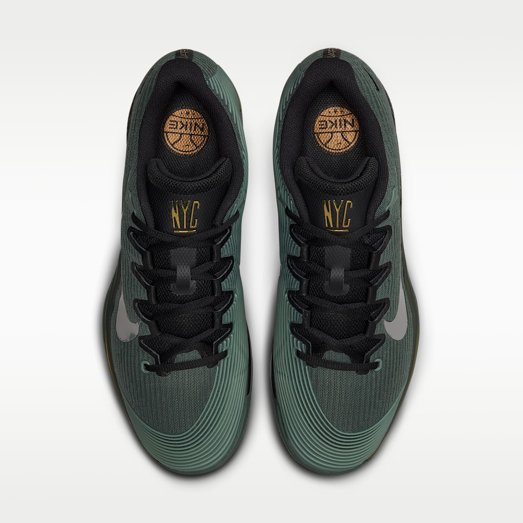 Nike Vapor 12 PRM Tennisschuhe für Clay Courts (Herren) – Camo Green/Metallic Gold/Schwarz/Pure Platinum
