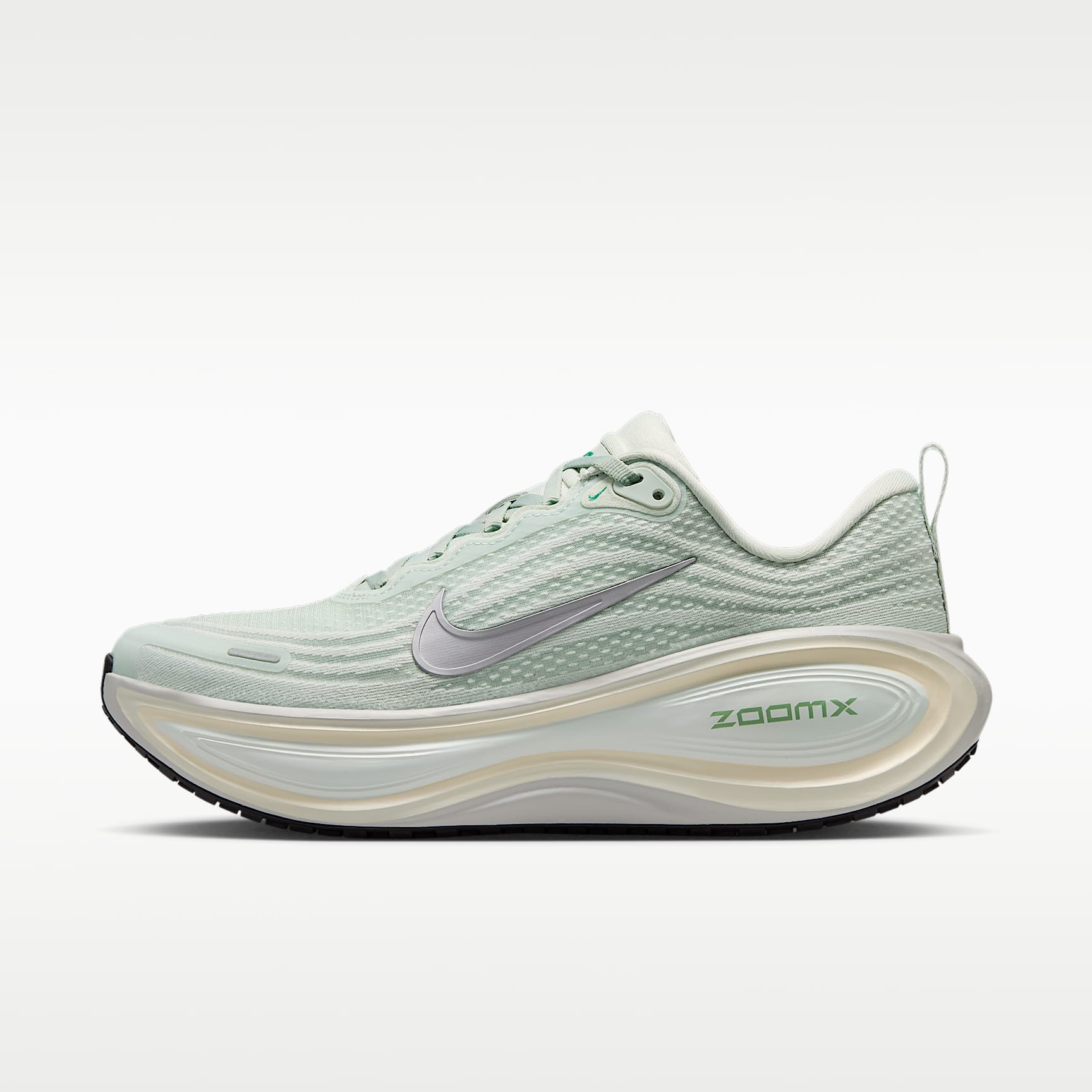 Nike Vomero Plus Straßenlaufschuh (Damen) – Light Silver/Barely Green/Sea Glass/Metallic Silver