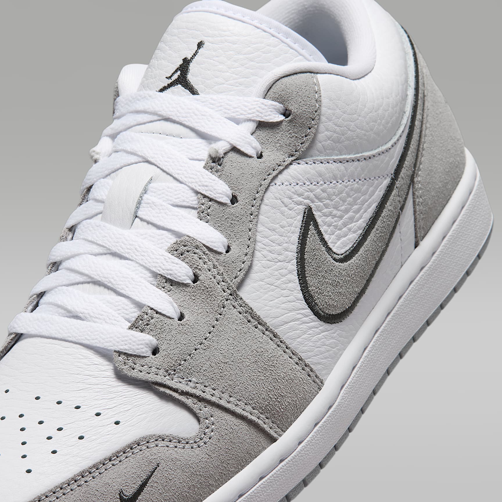 Air Jordan 1 Low SE Herrenschuh – Weiß/Iron Grey/Wolf Grey