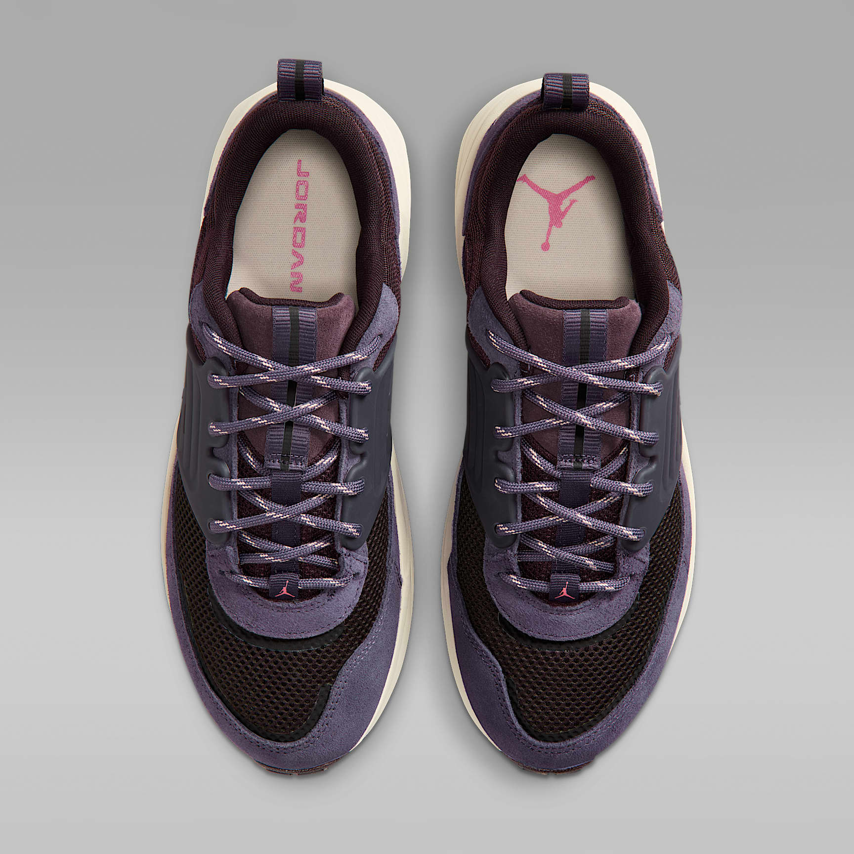 Jordan Trunner O/S Schuhe (Herren) – Burgundy Ash/Dark Raisin/Birch/Pinksicle