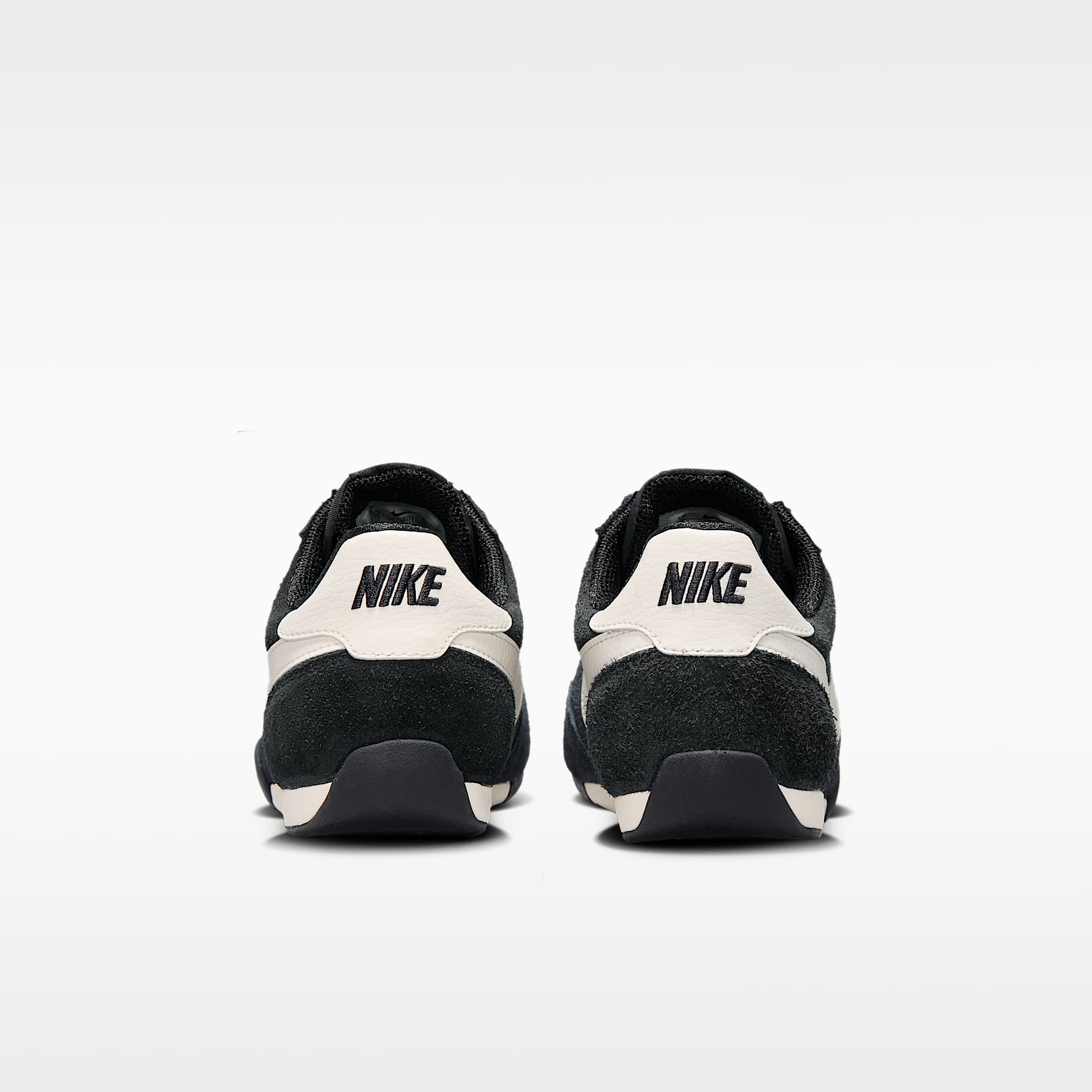 Nike Sprint Sister Schuh (Damen) – Schwarz/Sail