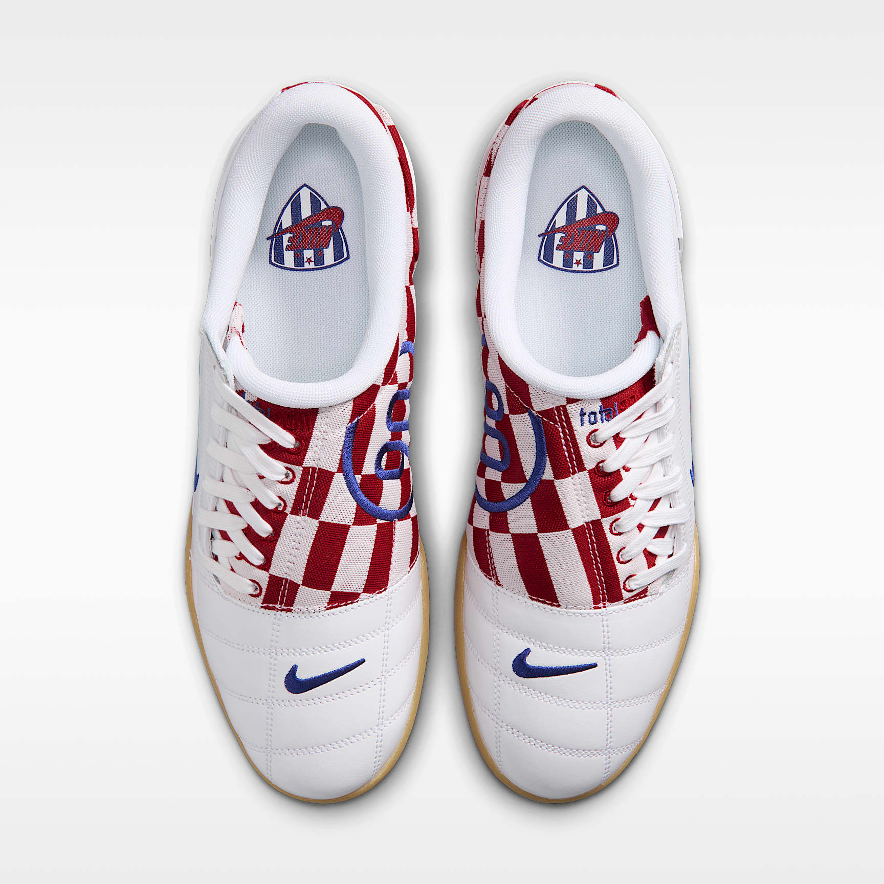 Nike Total 90 Checkered Herrenschuh – Weiß/University Red/Gum Yellow/Deep Royal Blue