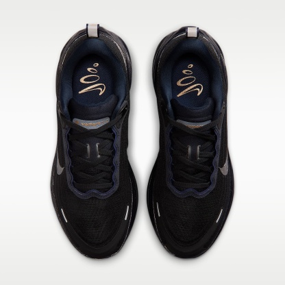 Nike Vomero Plus "Keely Hodgkinson" Straßenlaufschuh (Damen) – Pitch Blue/Blur/Blackened Blue/Schwarz