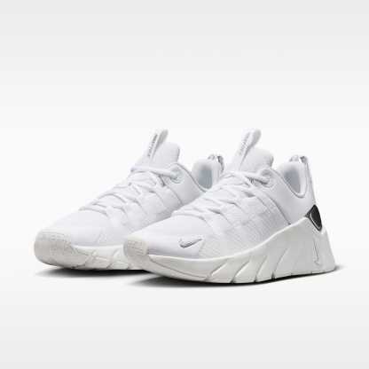 Nike Free Metcon 7 Trainingsschuhe (Damen) – Weiß/Weiß/Metallic Silver