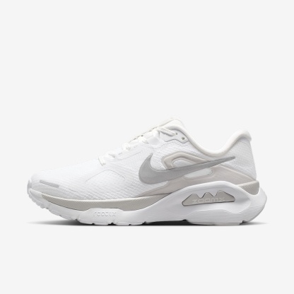 Nike Structure Plus Straßenlaufschuh (Damen) – Weiß/Photon Dust/Metallic Silver
