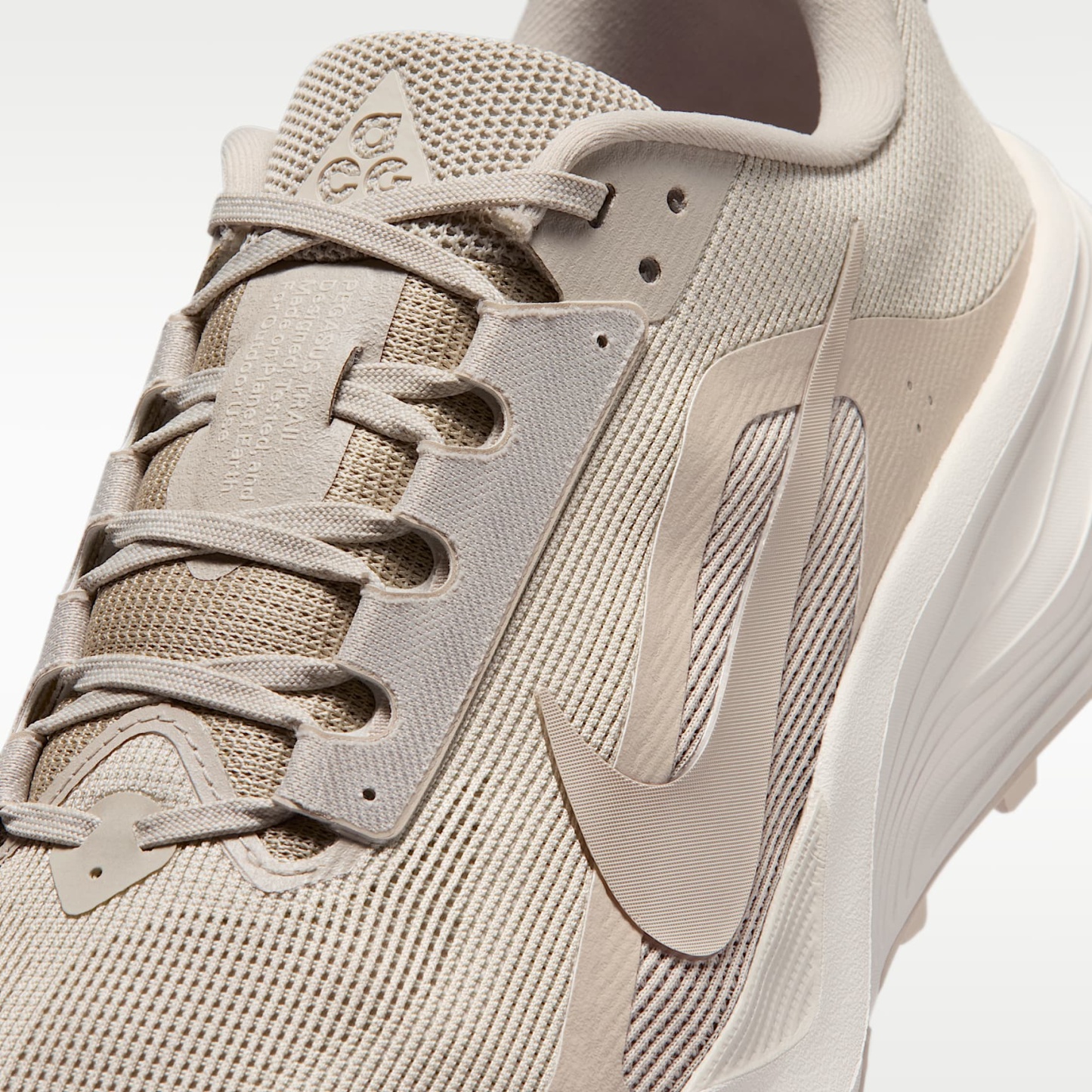 Nike ACG Pegasus Trail Traillaufschuh (Herren) – Cream II/Light Orewood Brown/Safety Orange/Cream II