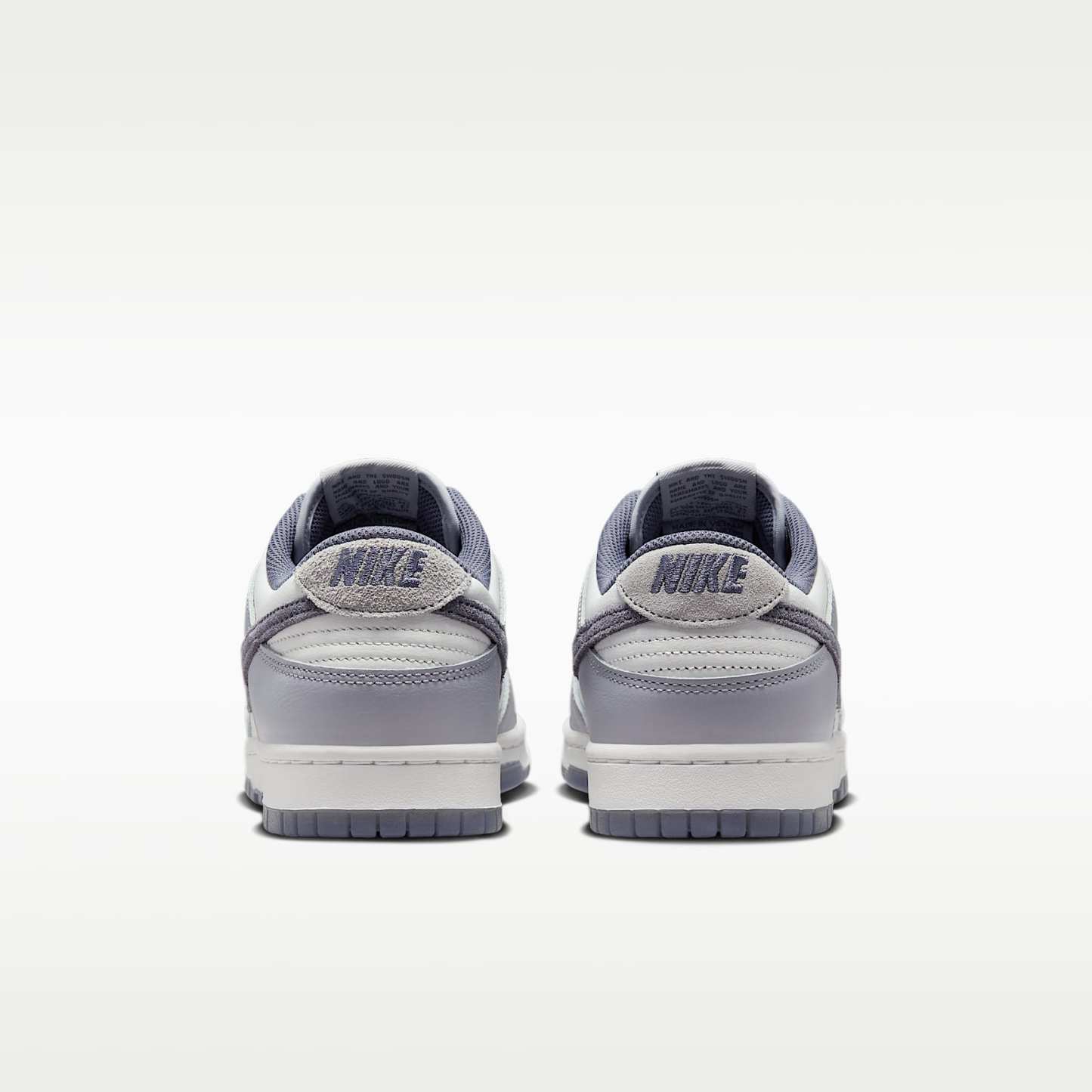 Nike Dunk Low Retro SE Herrenschuh – Weiß/Platinum Tint/Pure Platinum/Light Carbon