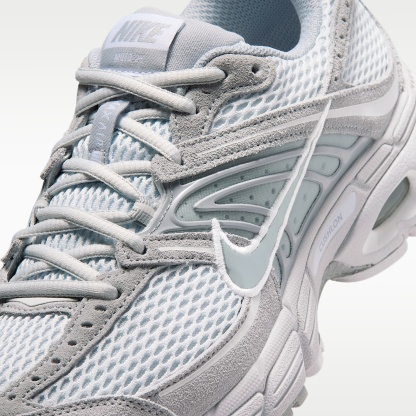 Nike Air Max Moto 2K SE Schuh (Damen) – Pure Platinum/Weiß/Wolf Grey
