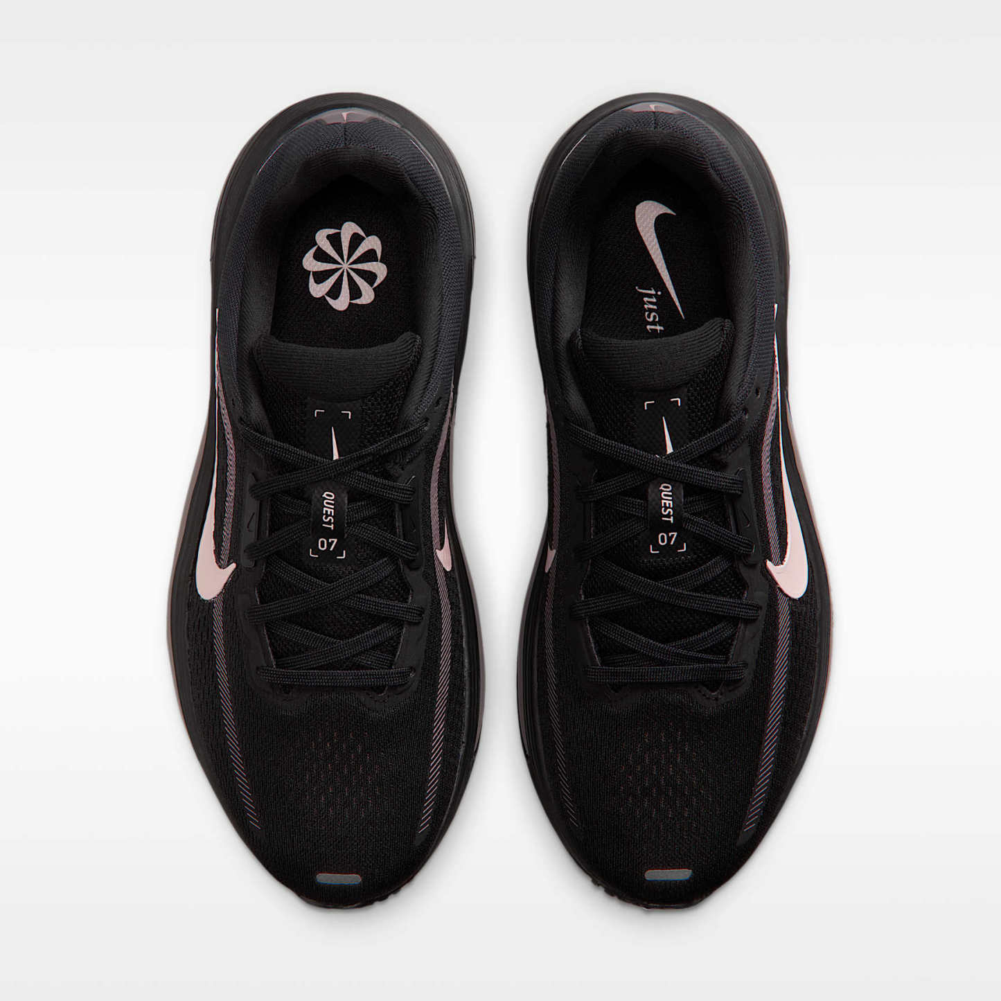 Nike Quest 7 Straßenlaufschuhe (Damen) – Schwarz/Taupe Haze/Silt Red