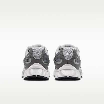 Nike V5 RNR Schuh (Herren) – Particle Grey/Flat Pewter/Platinum Tint/Light Smoke Grey