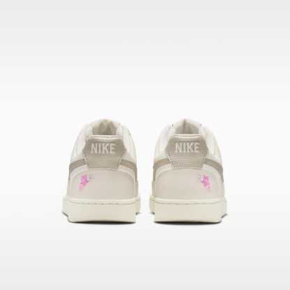 Nike Court Vision Low SE "Stitched Floral" Schuh (Damen) – Sail/Light Orewood Brown/Cream II