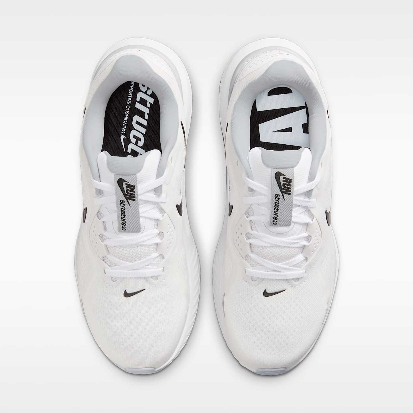 Nike Structure 26 Straßenlaufschuh (Damen) – Weiß/Pure Platinum/Schwarz