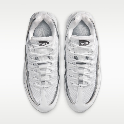 Nike Air Max 95 SE Schuh (Damen) – Weiß/Light Charcoal/Metallic Silver/Pure Platinum