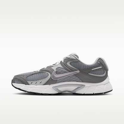 Nike V5 RNR Schuh (Herren) – Particle Grey/Flat Pewter/Platinum Tint/Light Smoke Grey