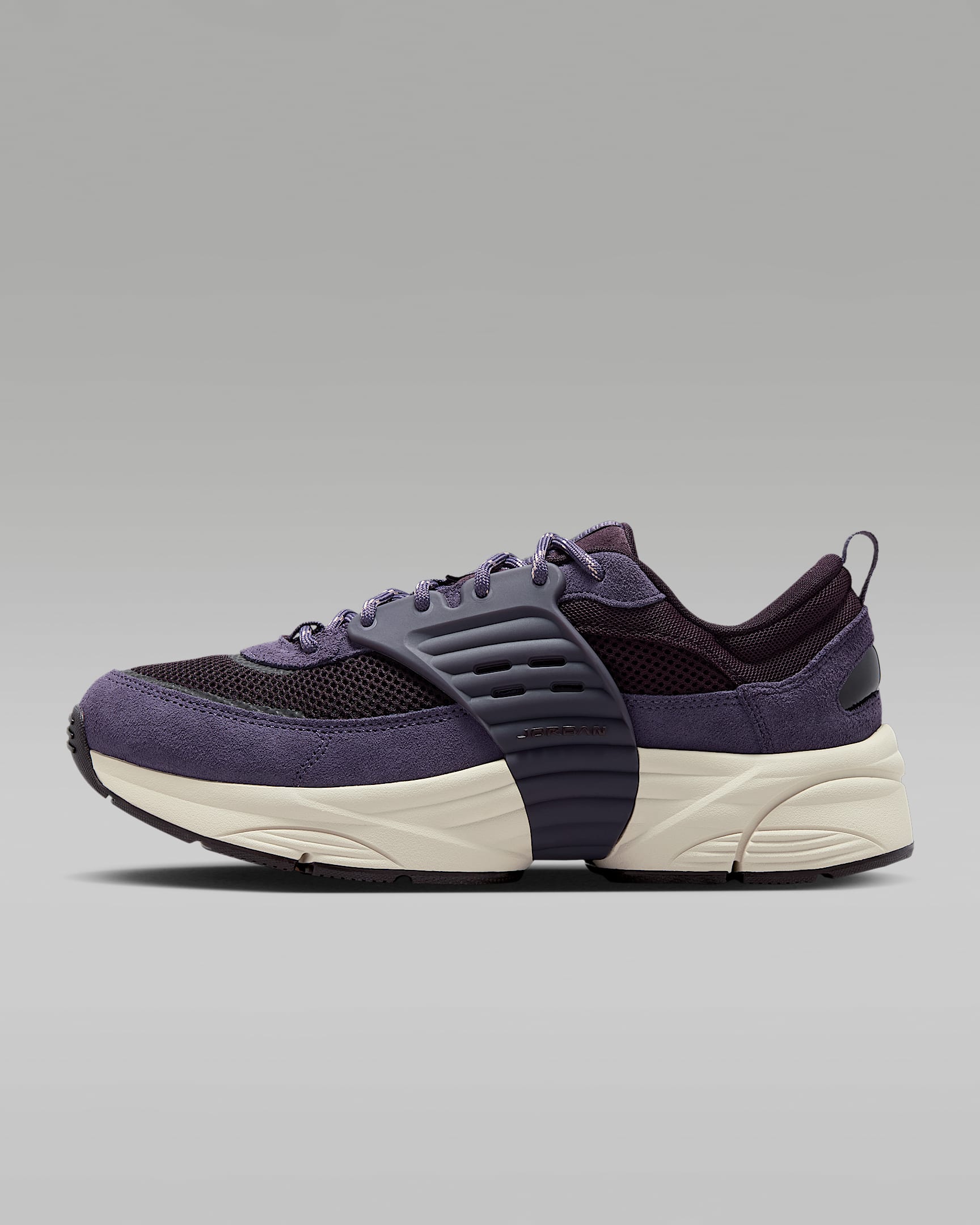 Jordan Trunner O/S Schuhe (Herren) – Burgundy Ash/Dark Raisin/Birch/Pinksicle