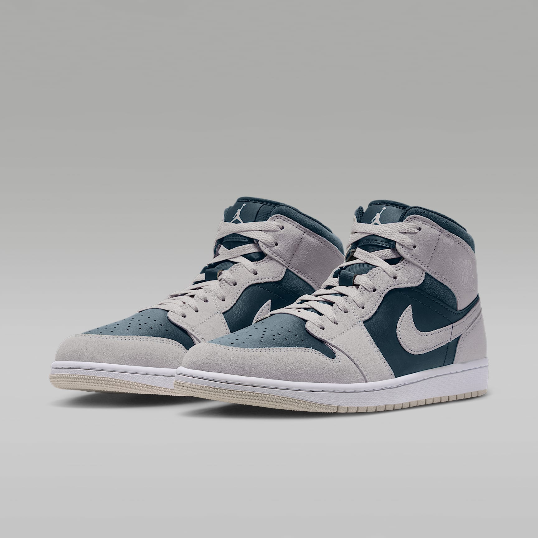 Air Jordan 1 Mid Herrenschuh – Light Orewood Brown/Midnight Spruce/Weiß/Pale Ivory