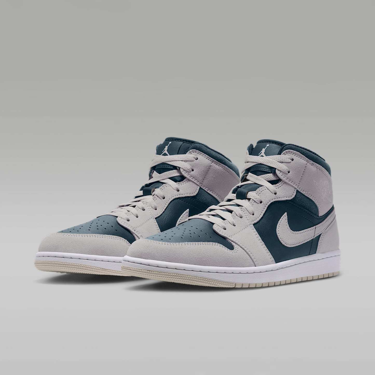 Air Jordan 1 Mid Herrenschuh – Light Orewood Brown/Midnight Spruce/Weiß/Pale Ivory