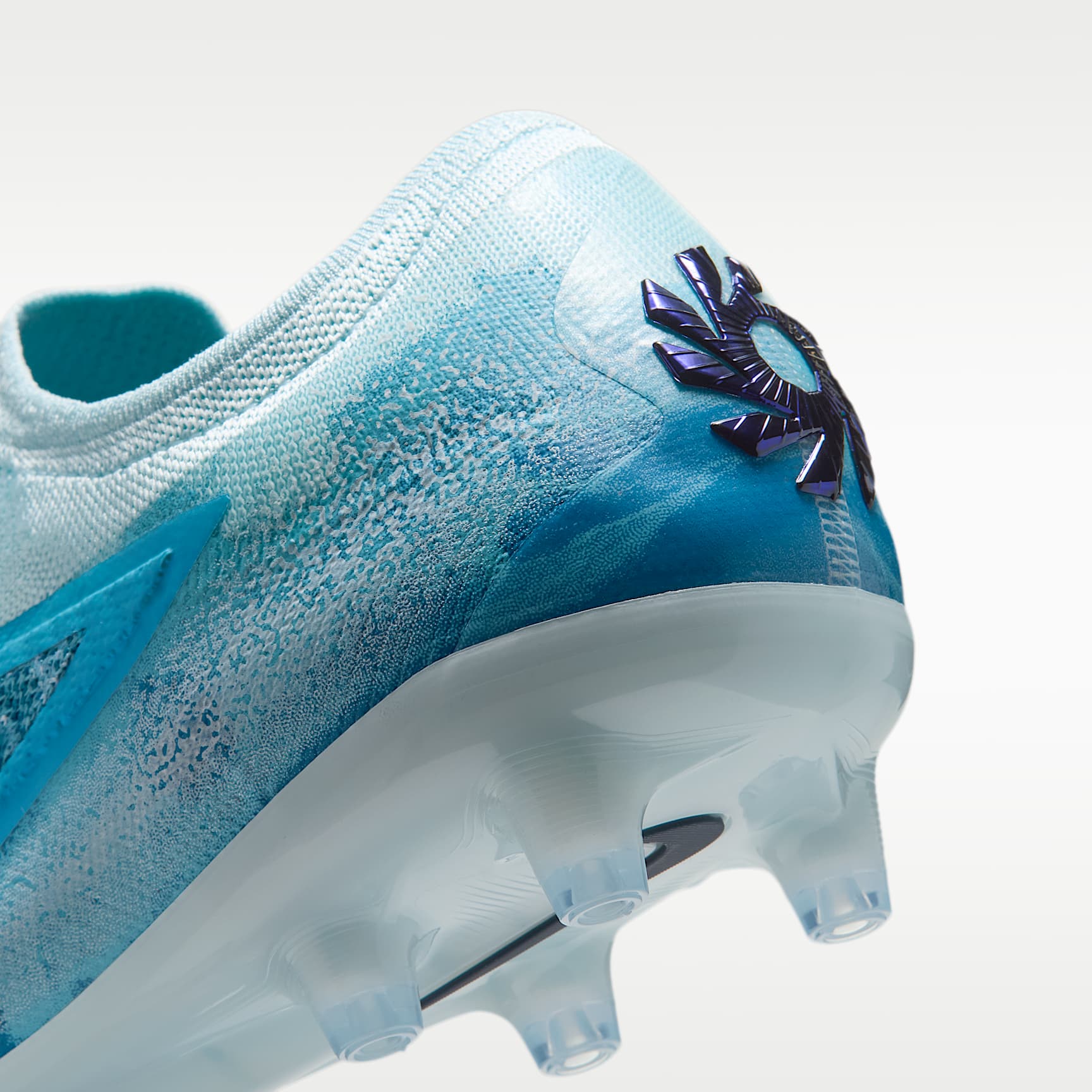 Nike Phantom 6 Low Elite "Erling Haaland" Fußballschuh für Kunstrasen – Baltic Blue/Glacier Blue/Blue Eclipse