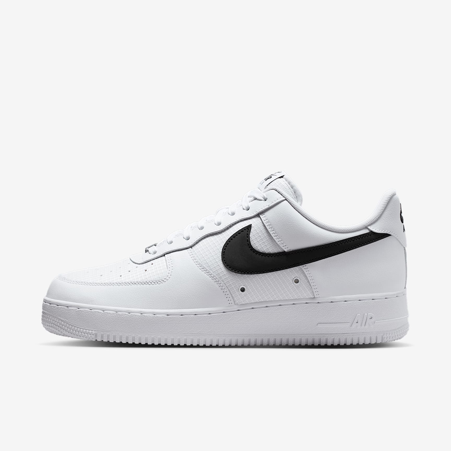 Nike Air Force 1 '07 LV8 Schuh (Herren) – Weiß/Weiß/Schwarz