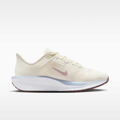 Nike Quest 6 Straßenlaufschuh (Damen) – Sail/Hydrogen Blue/Tattoo/Particle Rose