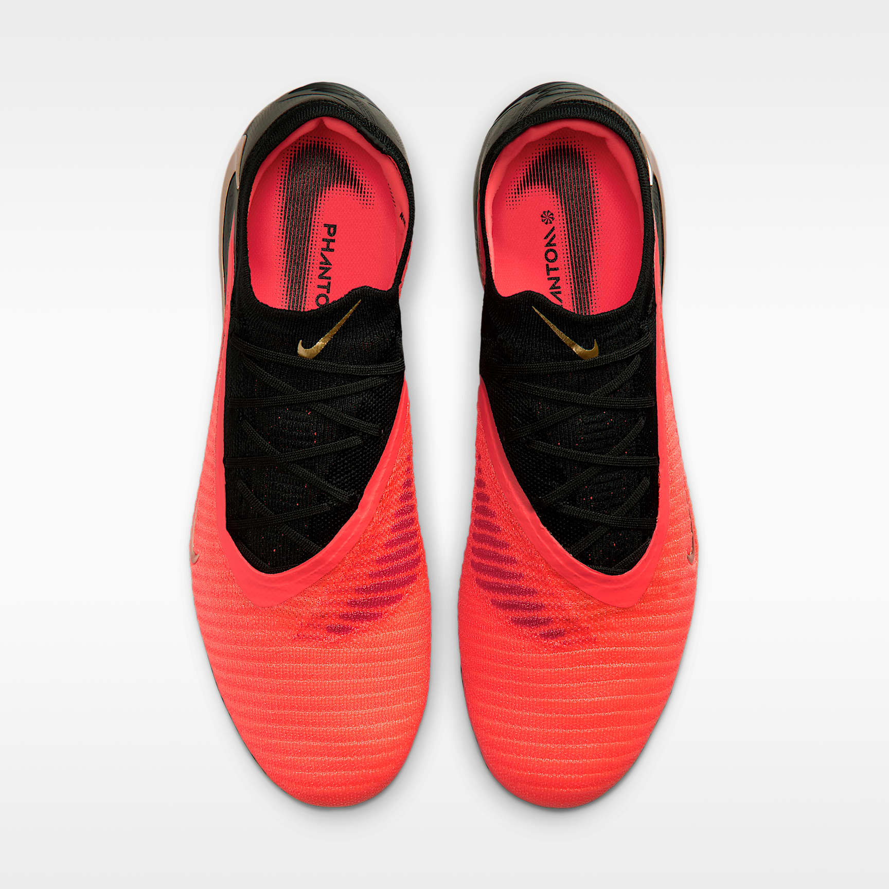 Nike Phantom 6 Low Elite Fußballschuh für weichen Rasen – Bright Crimson/Schwarz/Blur