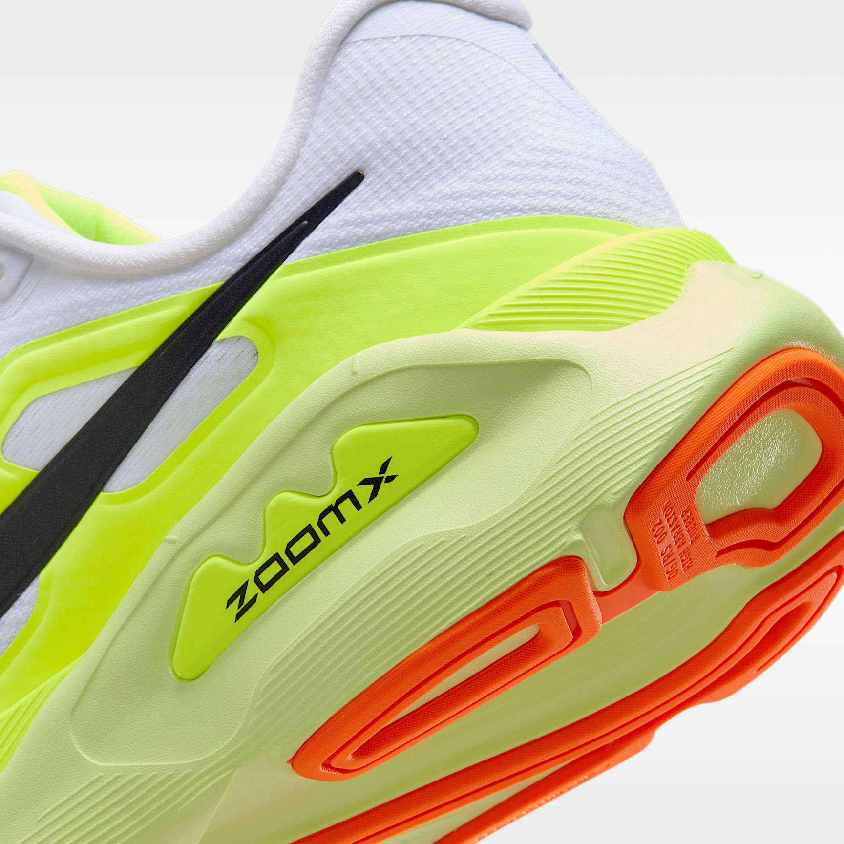 Nike Structure Plus Straßenlaufschuh (Herren) – Weiß/Pure Platinum/Volt/Schwarz