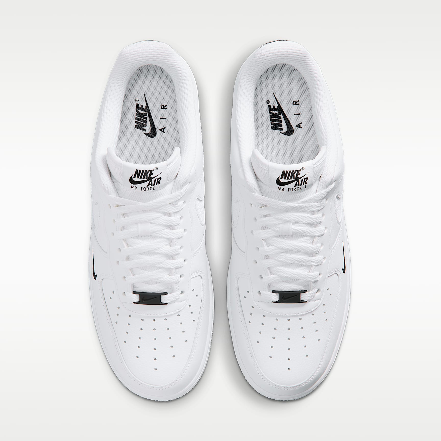 Nike Air Force 1 '07 LV8 Schuh (Herren) – Weiß/Schwarz/Reflect Silver