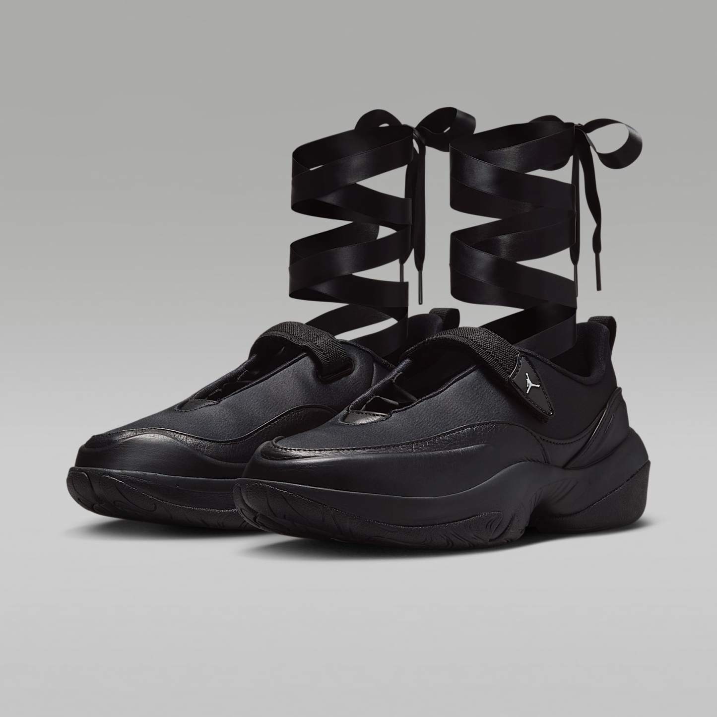 Jordan Pointe Schuh (Damen) – Schwarz/Summit White/Anthracite