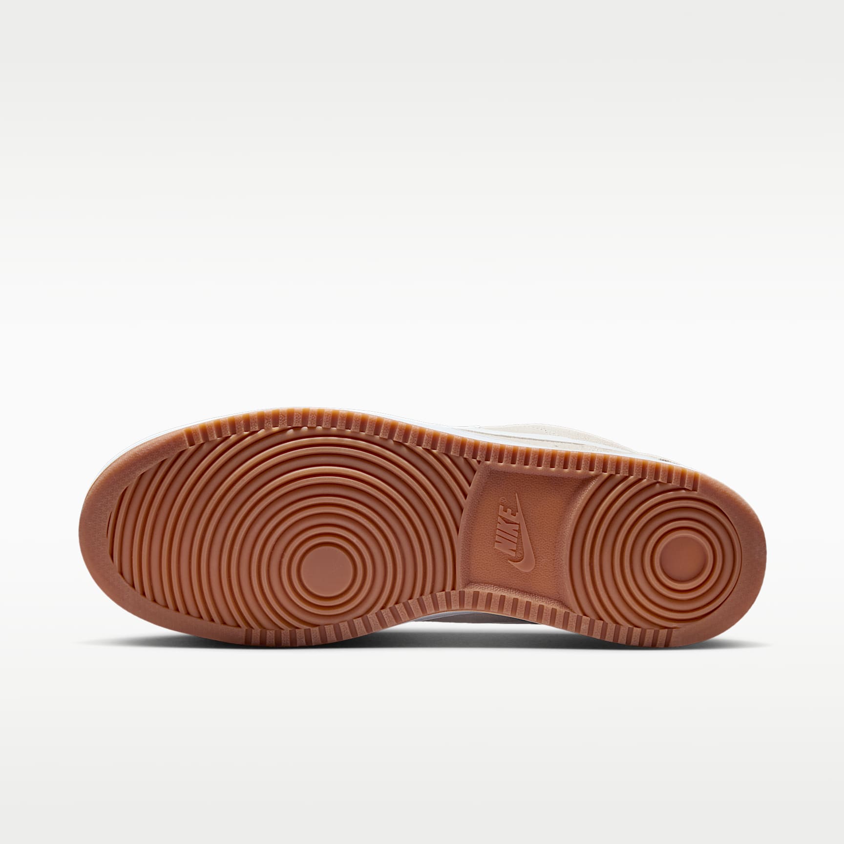 Nike Court Vision Low FL Schuh (Herren) – Light Orewood Brown/Gum Medium Brown/Weiß