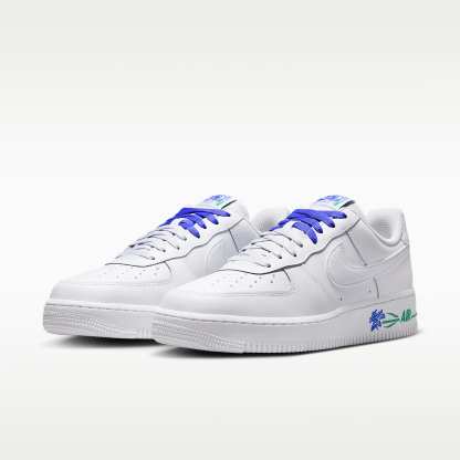 Nike Air Force 1 '07 SE Damenschuh – Weiß/Persian Violet/Stadium Green/Weiß
