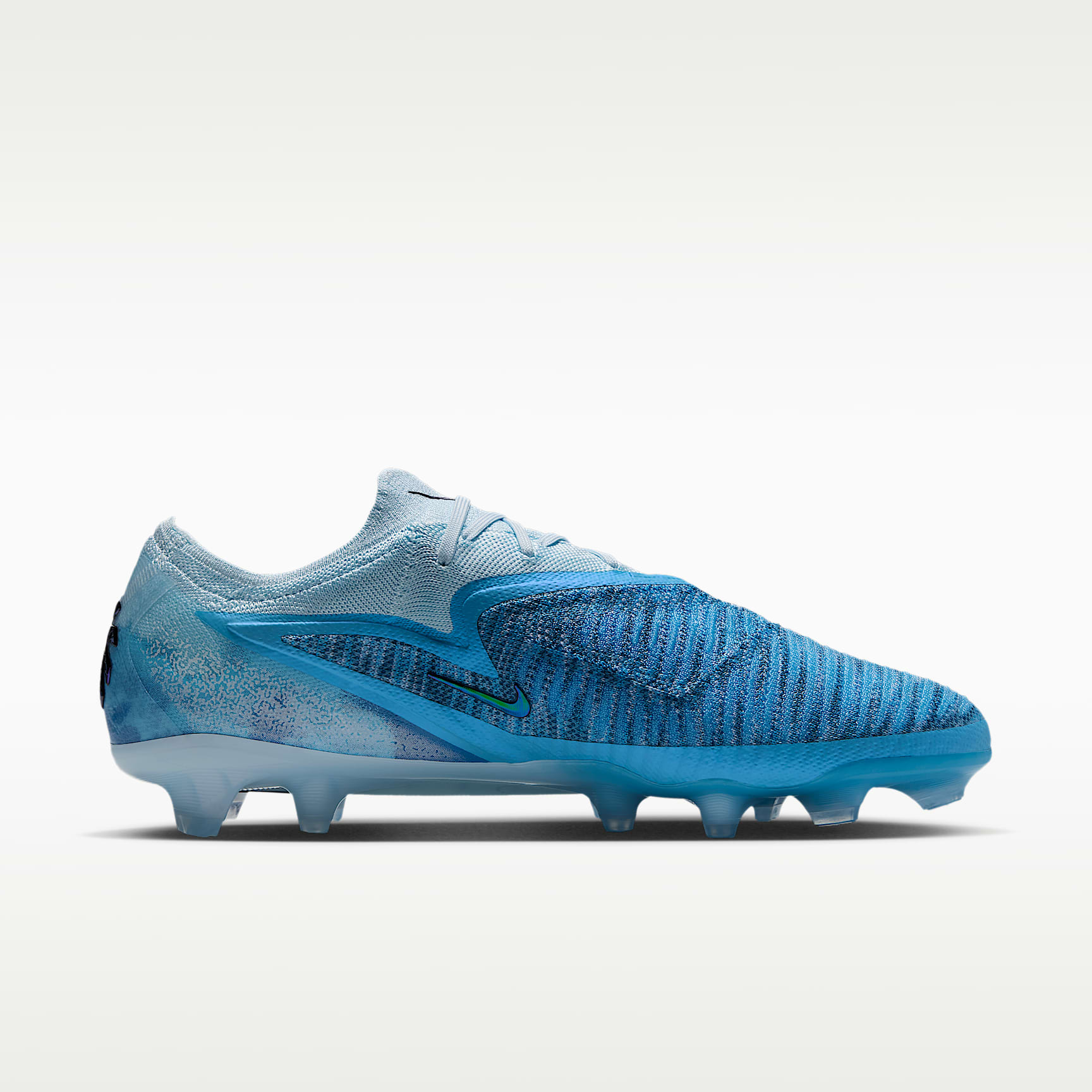 Nike Phantom 6 Low Elite "Erling Haaland" Fußballschuh für normalen Rasen – Baltic Blue/Glacier Blue/Blue Eclipse