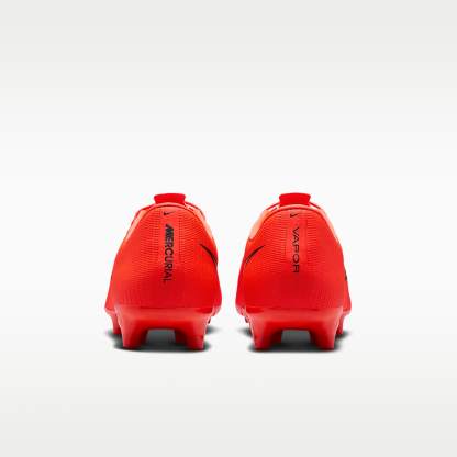 Nike Mercurial Vapor 17 Academy Low-Top-Fußballschuh für verschiedene Böden – Bright Crimson/Blur