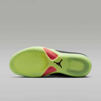 Jordan Triangle Basketballschuh – Schwarz/Barely Volt/Infrared 23