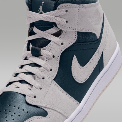 Air Jordan 1 Mid Herrenschuh – Light Orewood Brown/Midnight Spruce/Weiß/Pale Ivory