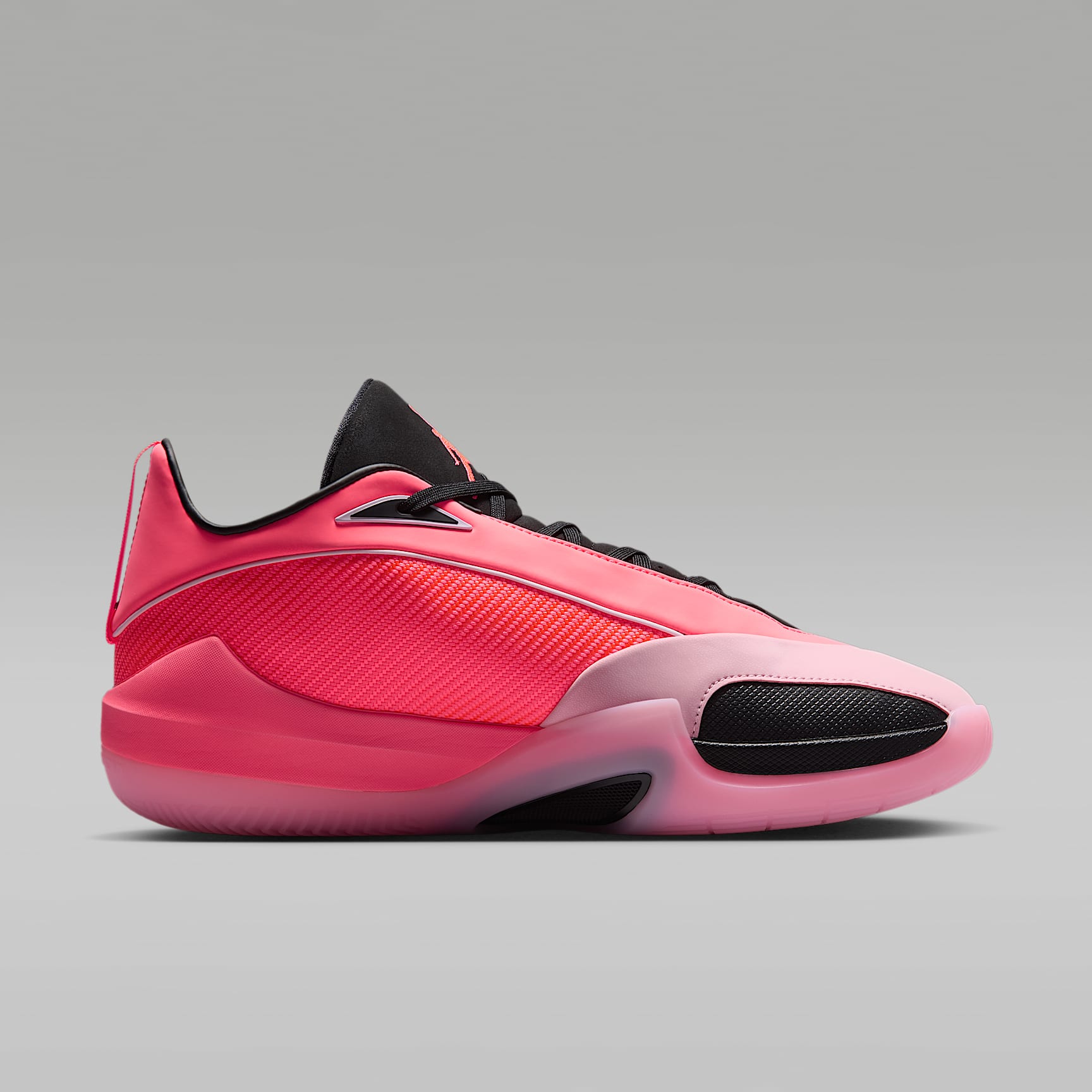 Jordan Triangle Basketballschuh – Hyper Punch/Medium Soft Pink/Regal Pink/Schwarz